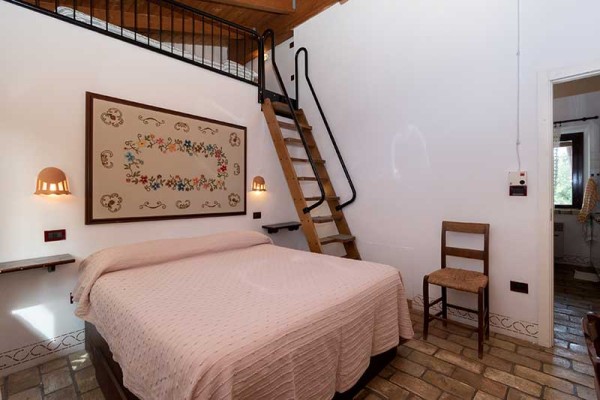 MASSERIA BARNABEI: CASA MATTONI APPARTAMENTO GIUGGIOLA