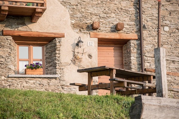 Sagna Rotonda - Civico 12