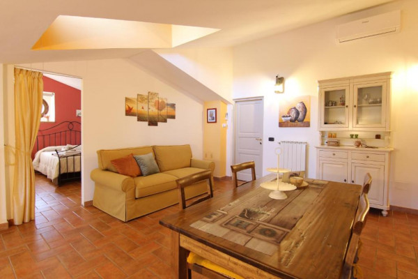 Casa di Sasso - Sasso Giallo